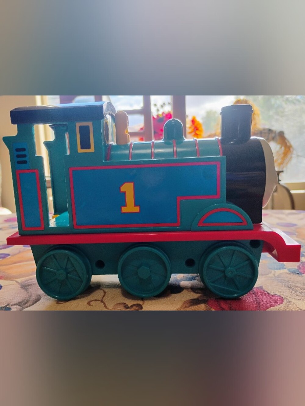 Thomas the Tank Engine Plastic Toy - Picture 4 of 9